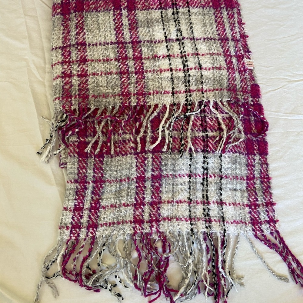 Juicy couture scarf